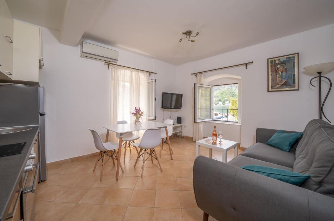 Apartament Dobrota Blue Kotor Zewnętrze zdjęcie